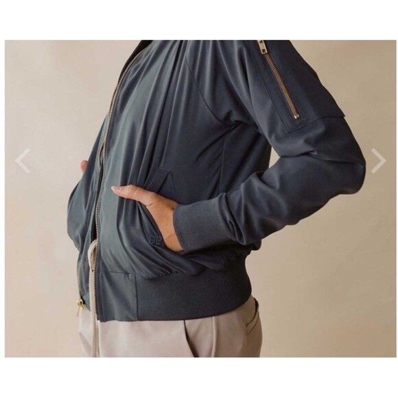 Albion Fit Women's Gray Gold Zipper Bomber Jacket Size XLarge - Picture 2 of 16